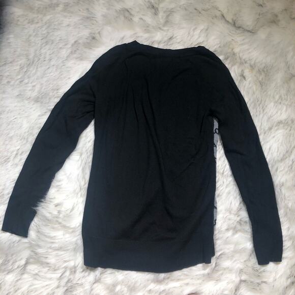 Merona Skeleton Key Print Black & Gray Sweater - Picture 6 of 8